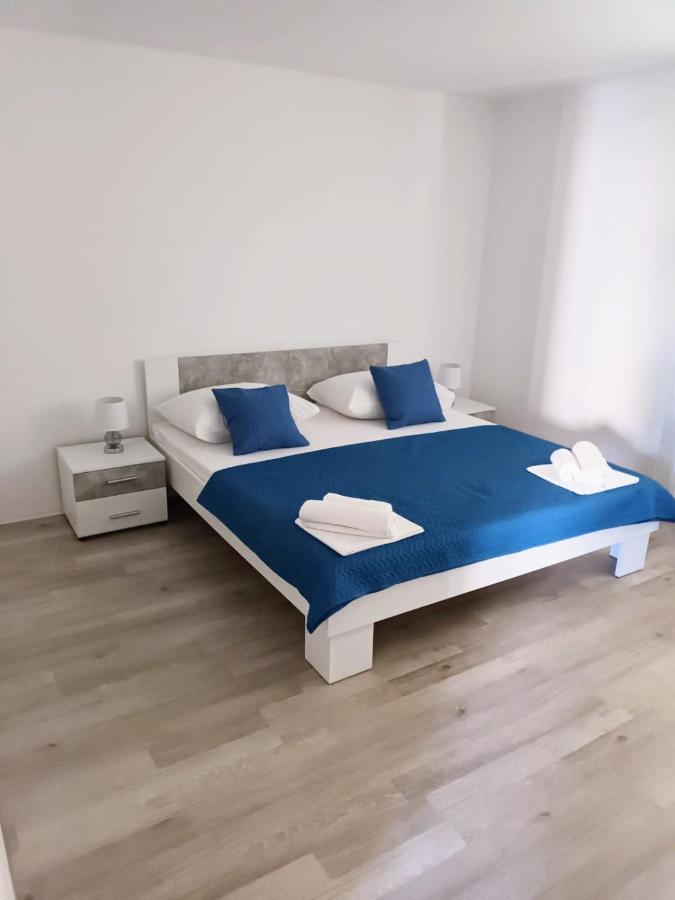 Apartment "None" มาคาร์สกา ภายนอก รูปภาพ